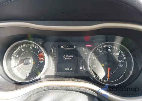 2018 Jeep Cherokee Latitude 4X4 from USA, damaged, VIN 1C4PJMCB1JD601329